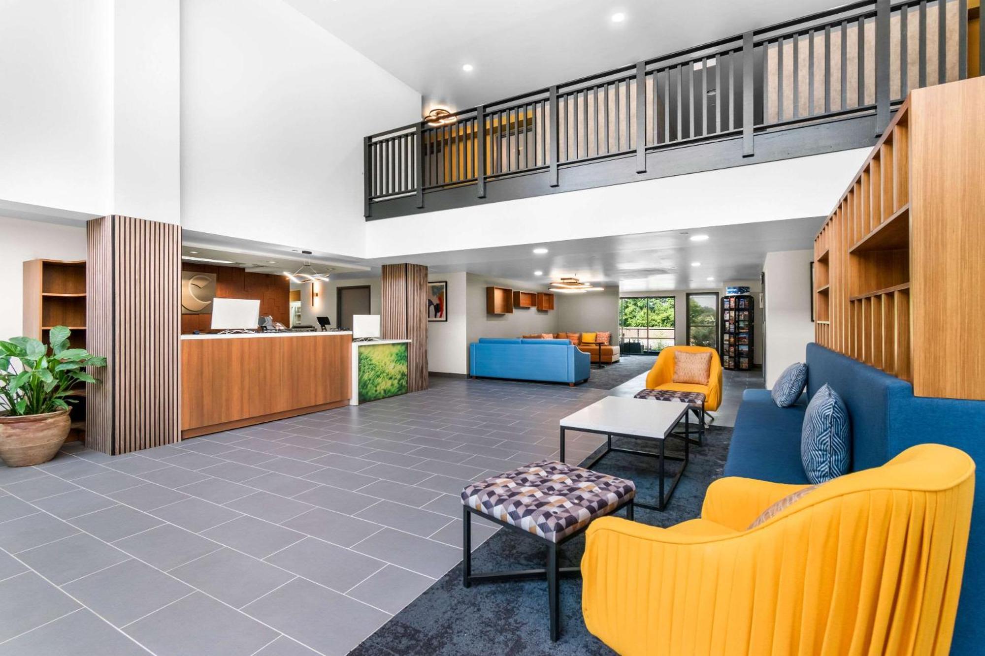 Hotel Comfort & North 2*